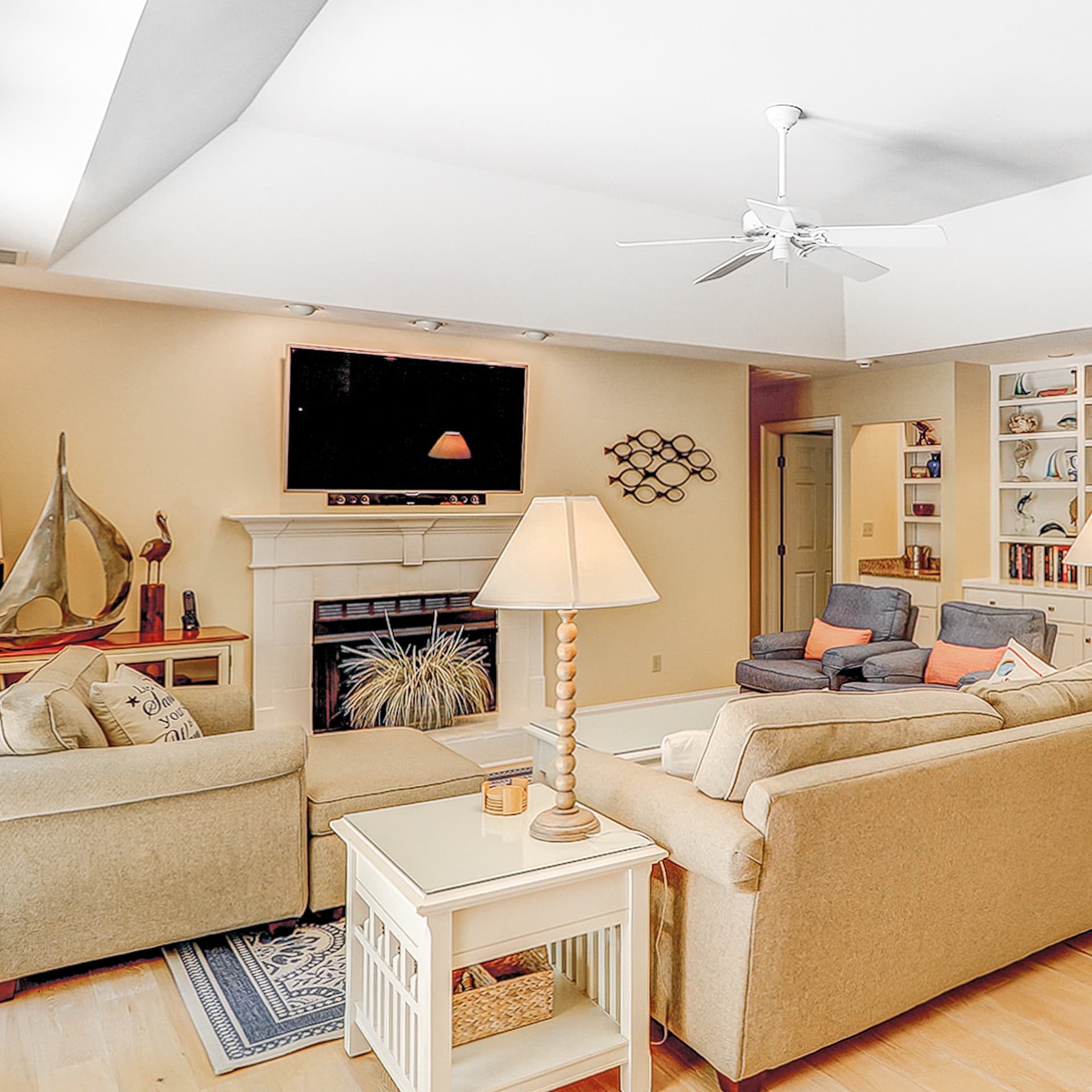 Sea Lane Home - Image 1