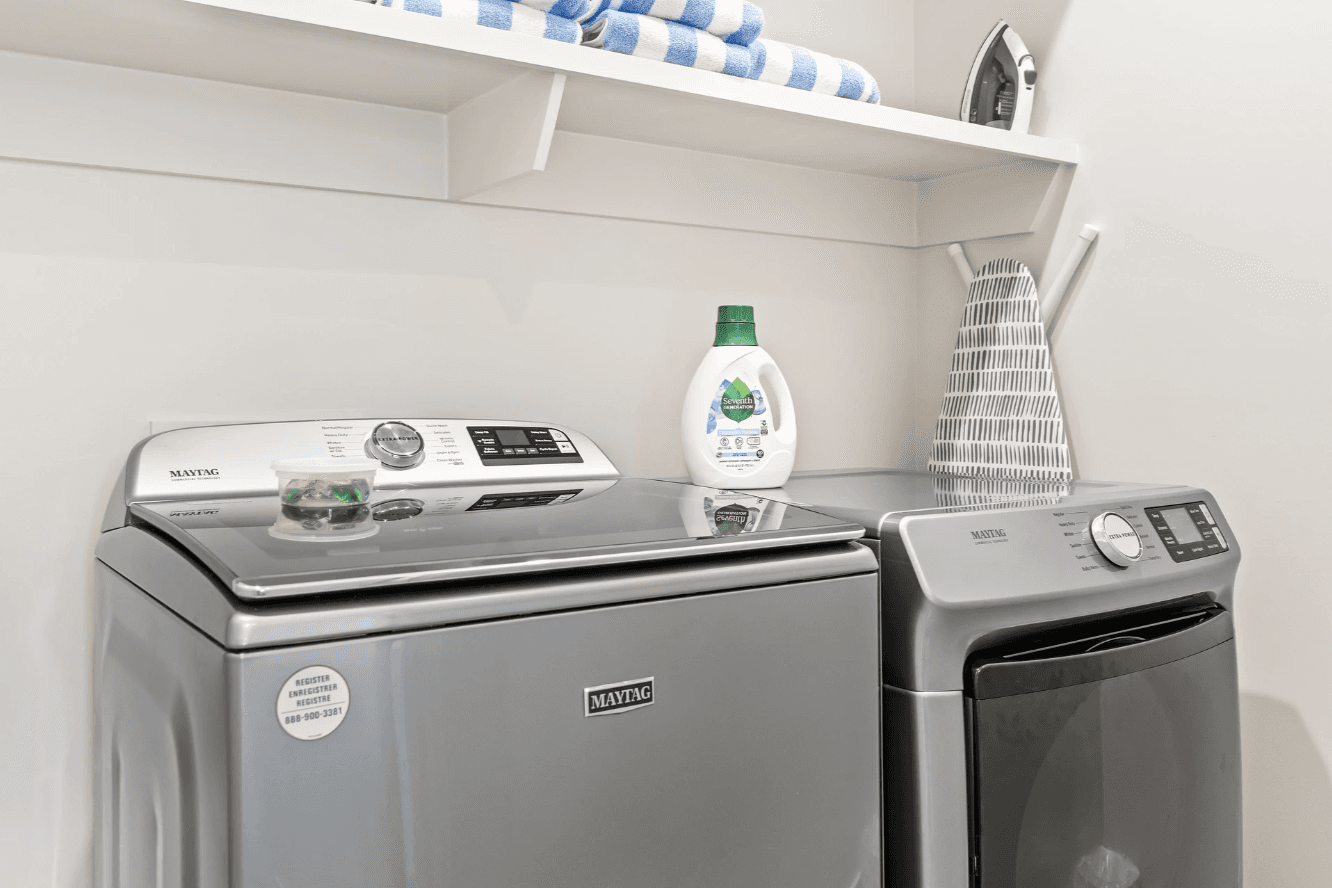 All Decked Out Seagrove - Image 36