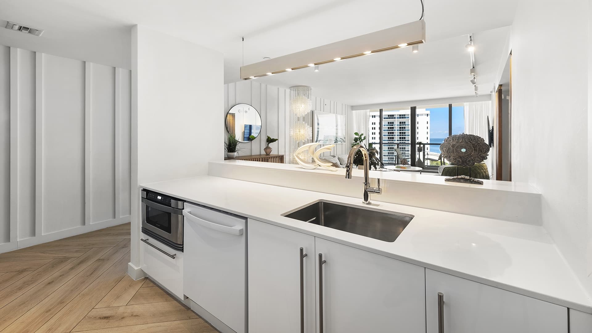 W South Beach Residence #1219 - Image 12