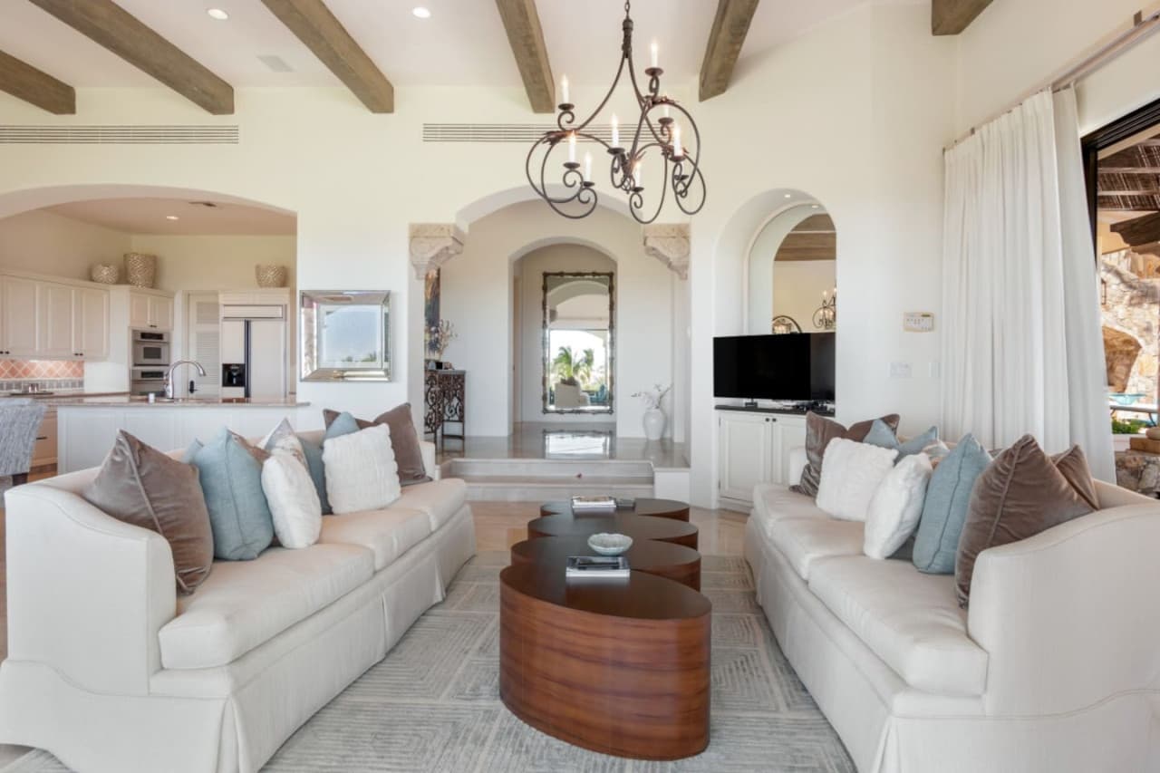 Stunning Palmilla Villa - Image 27