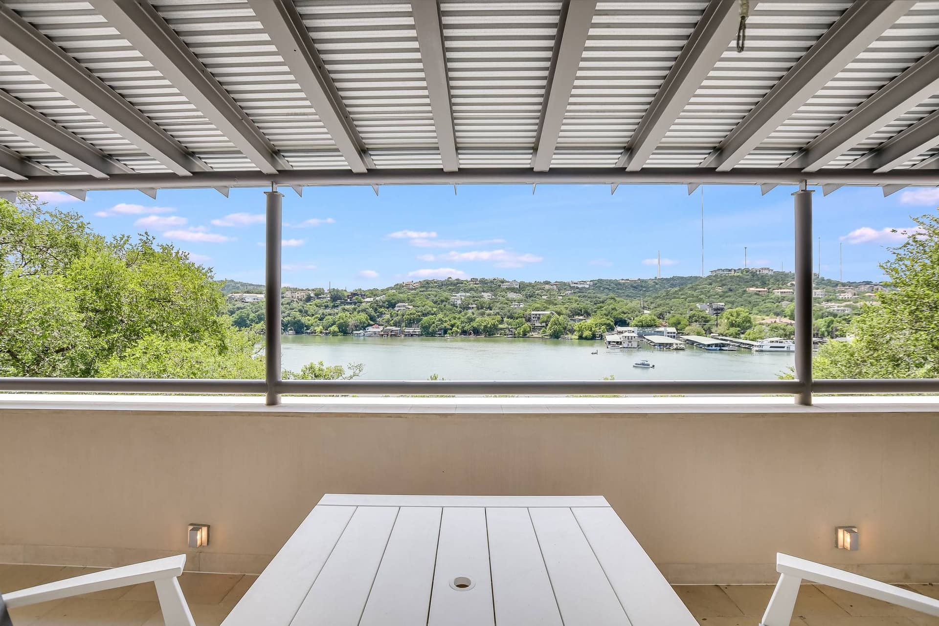 Waterfalls on the Lake Villa - Image 42