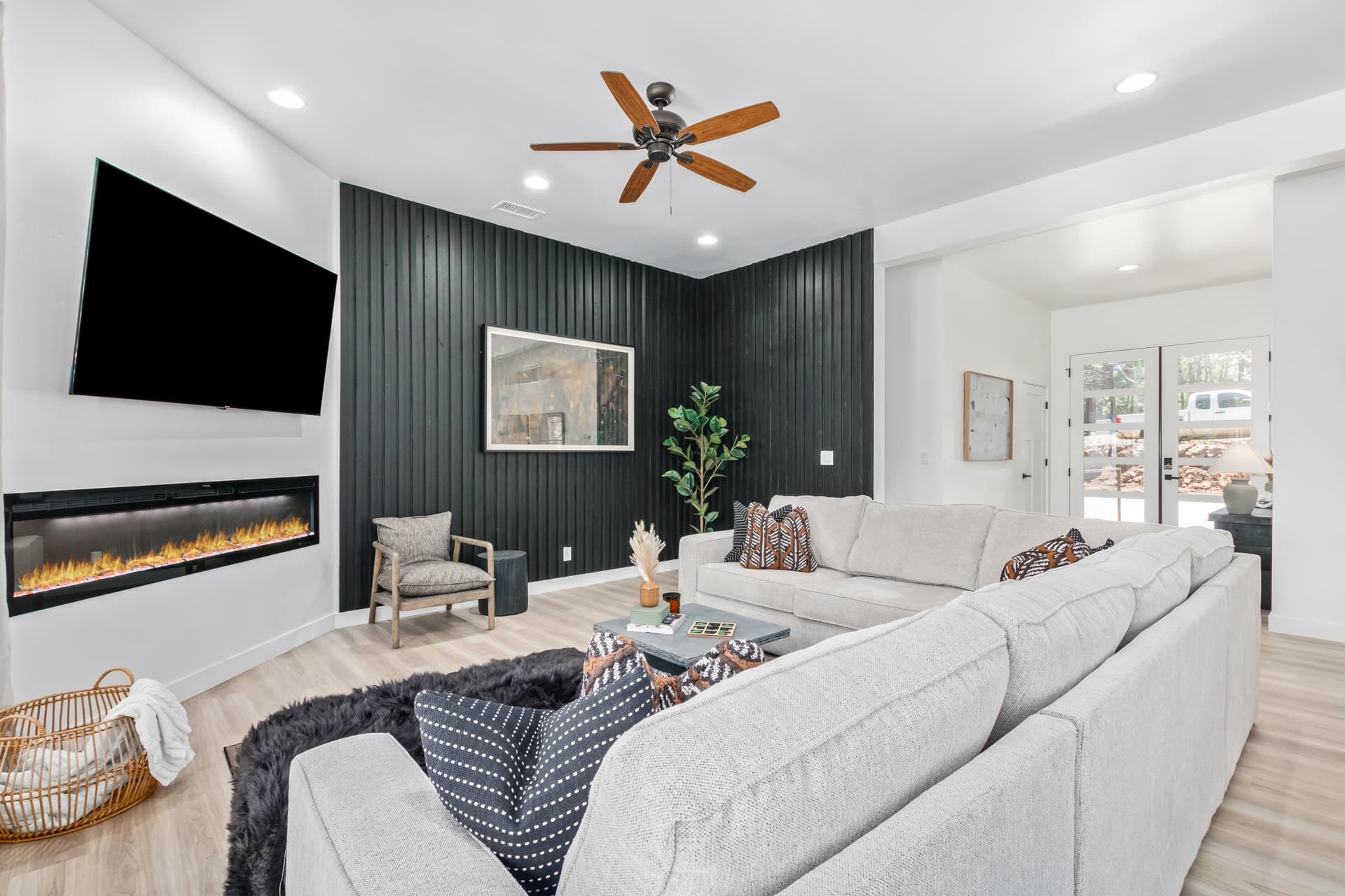 Le Cabin Noir - Image 5