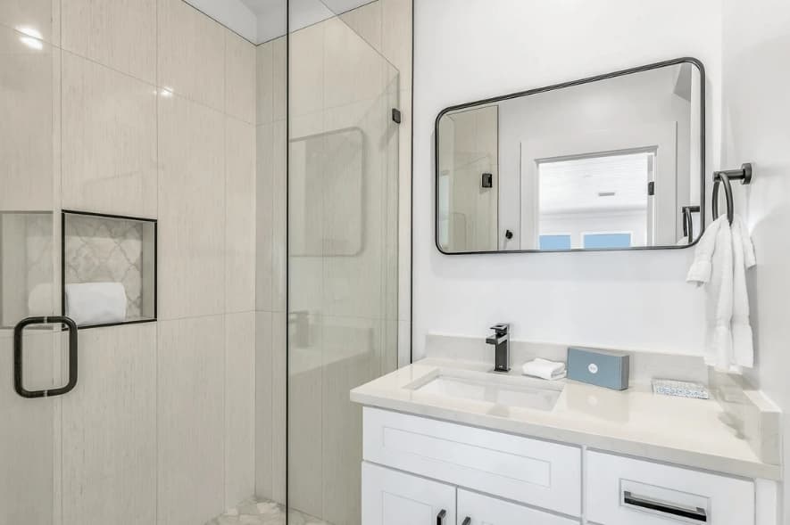 Beach Music - Image 32