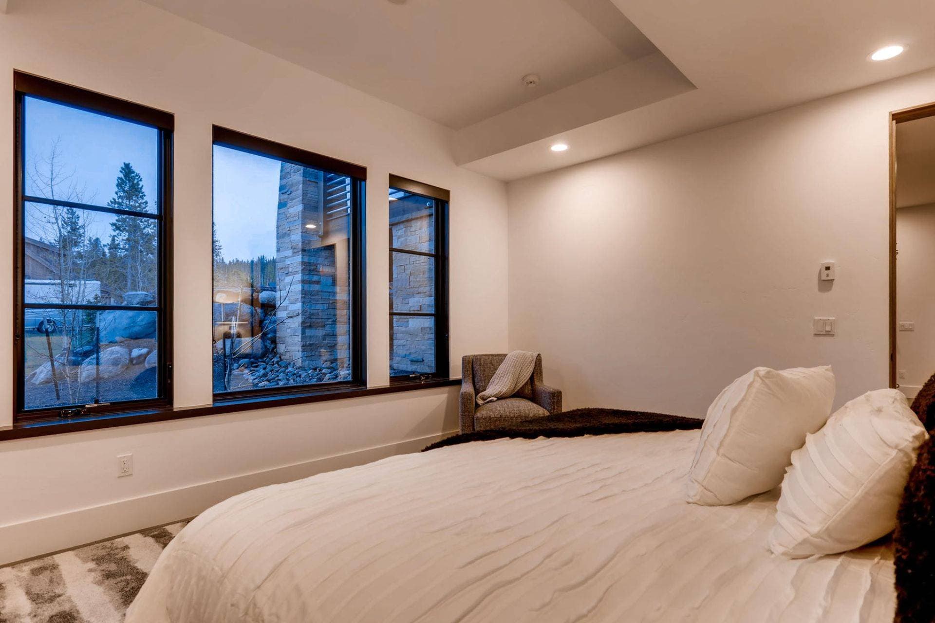 Iron Eagle Landing - Image 23