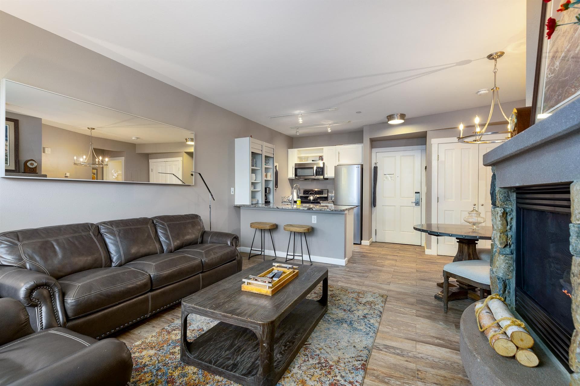 Bear Residence - Image 2