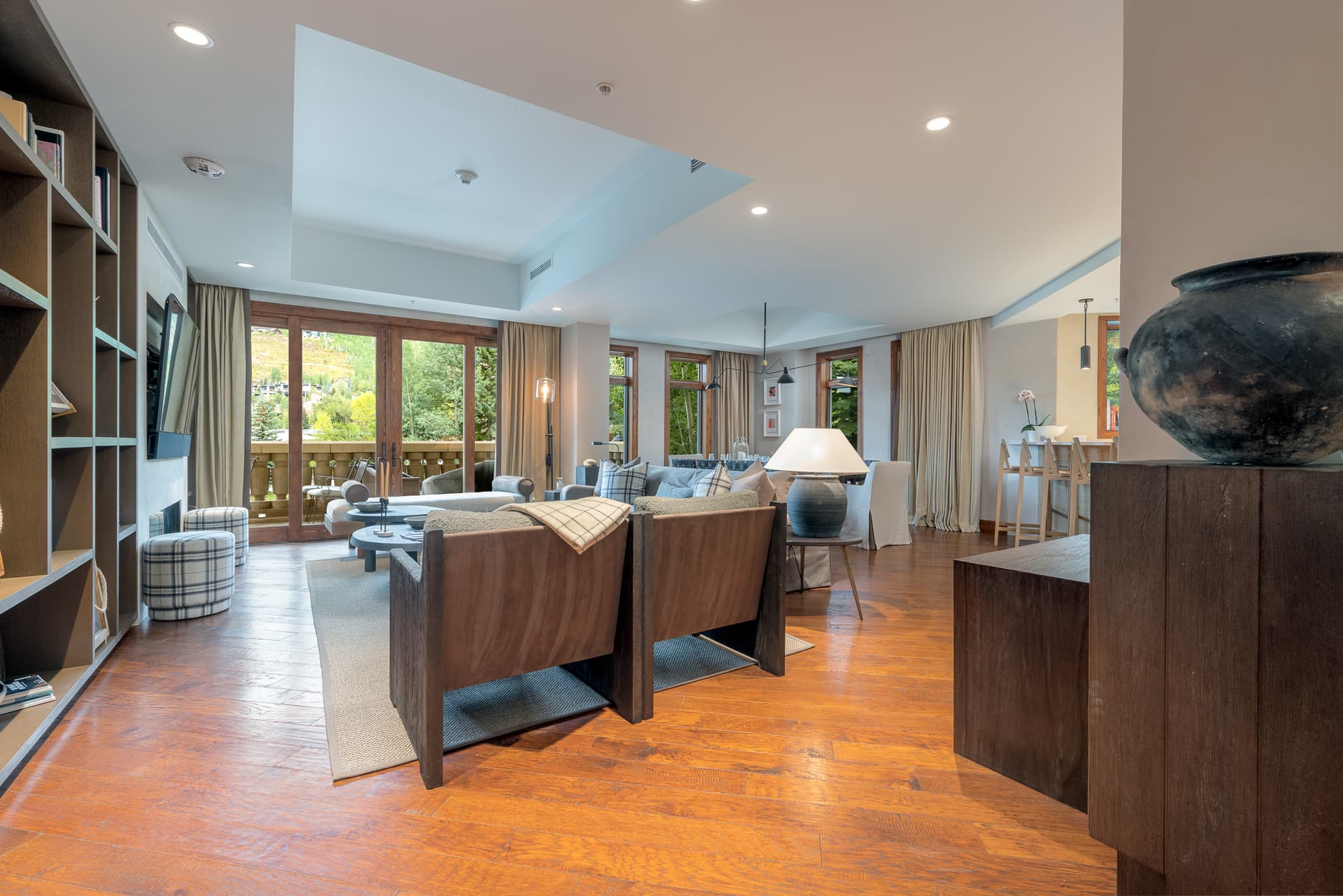 White Chutes at the Ritz-Carlton - Image 2