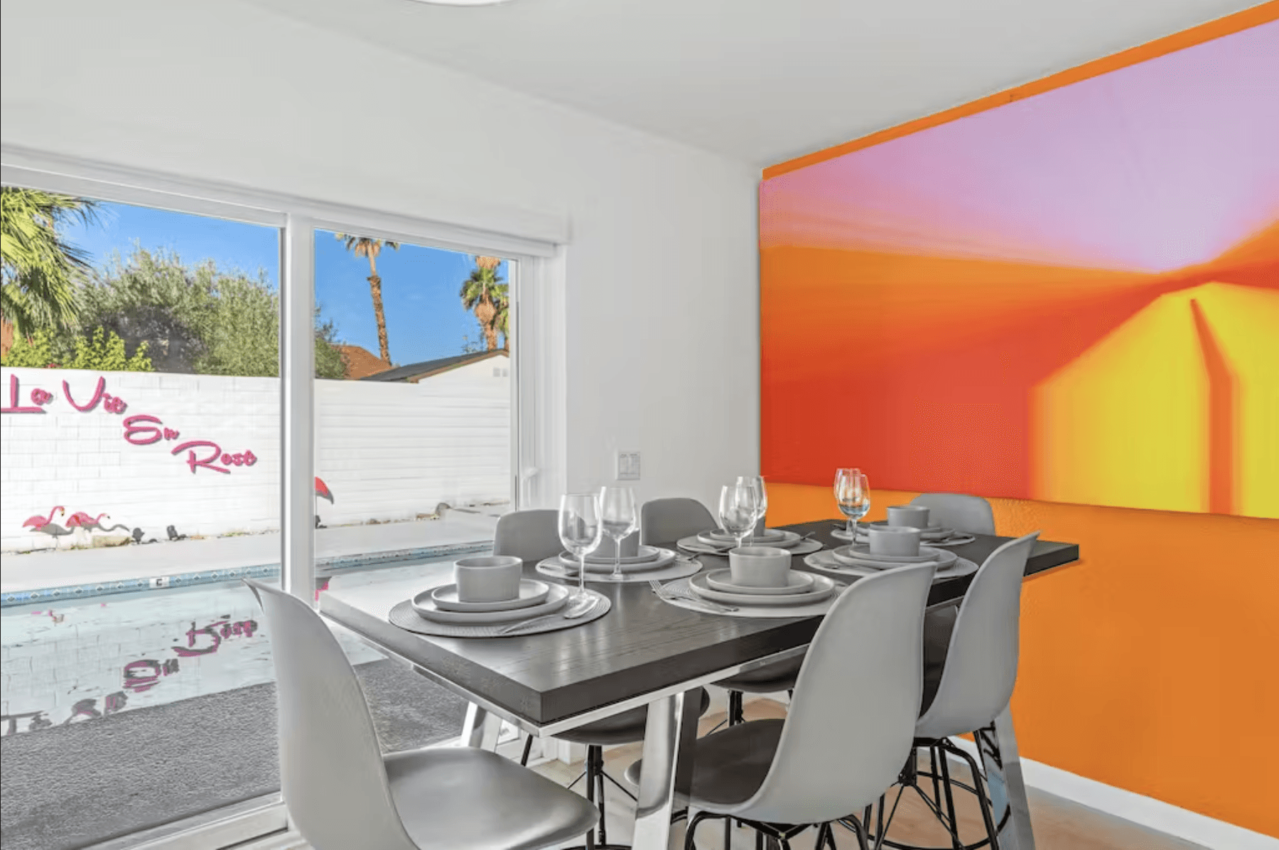 La Vie En Rose House - Image 4