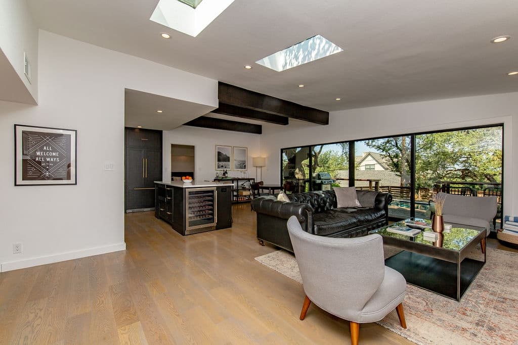 Westlake Hills Designer House - Image 7