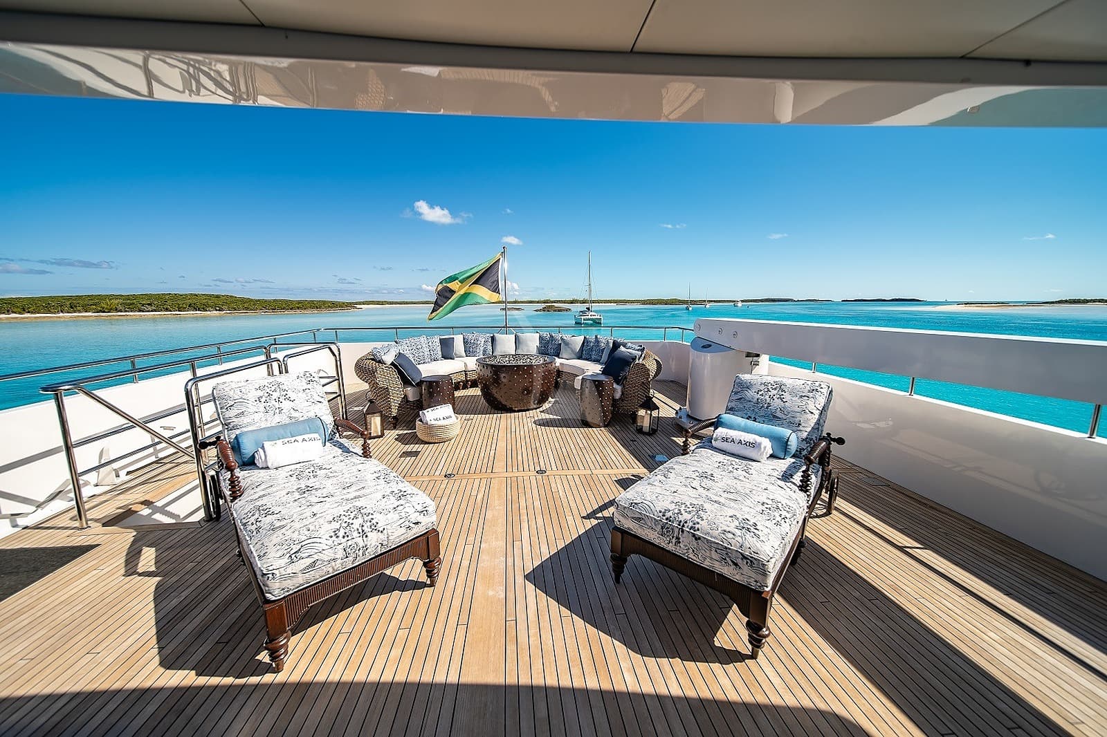 Sea Axis Yacht - Image 9