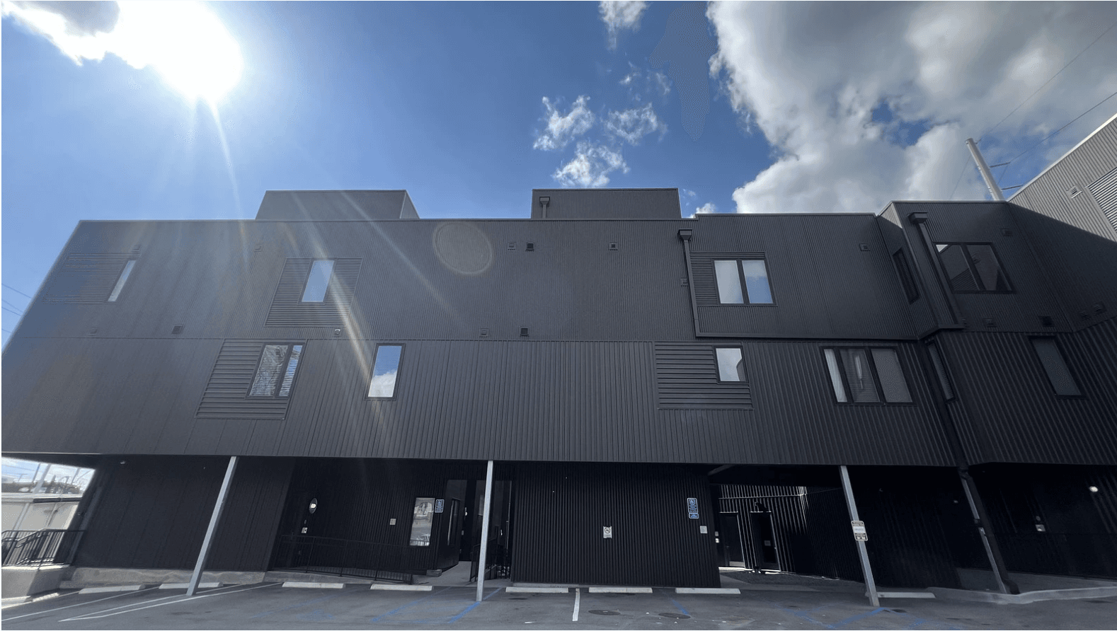 Broadway Residence - Image 3