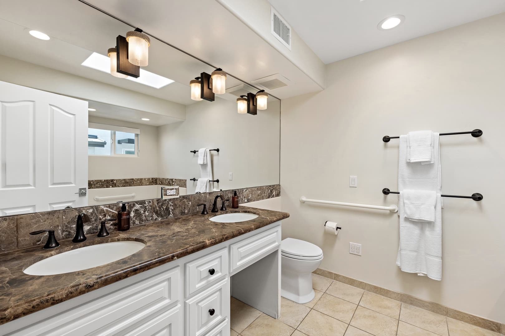 Queenstown House - Image 33