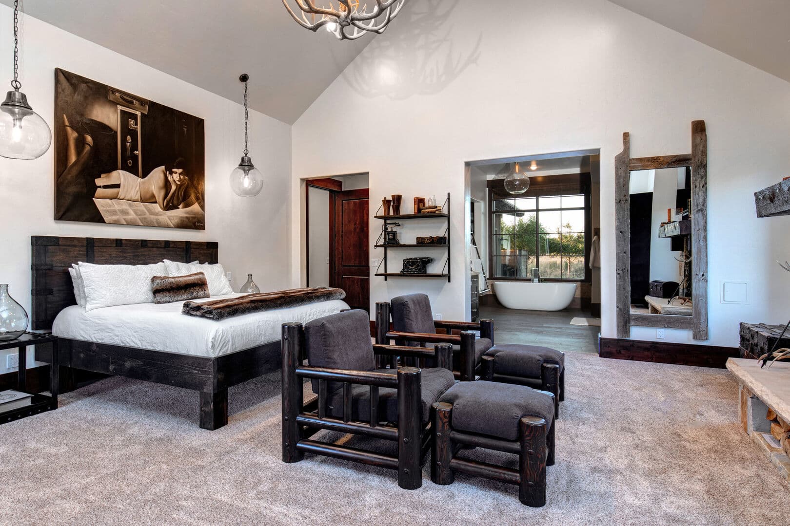 Twilight Moon Ranch - 10 Bedroom - Image 37