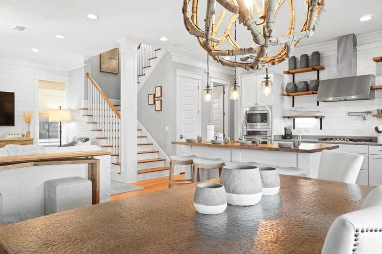 Blue Whale Bungalow - Image 9