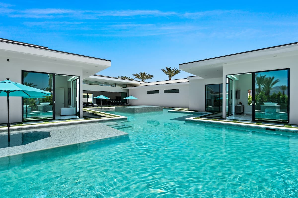 Bravo Villa #7 - Image 50