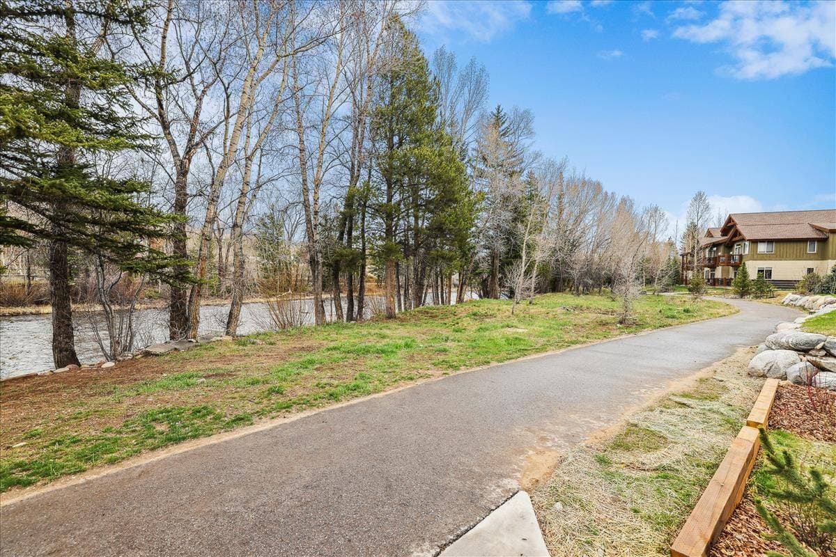 River West #522 - Image 37