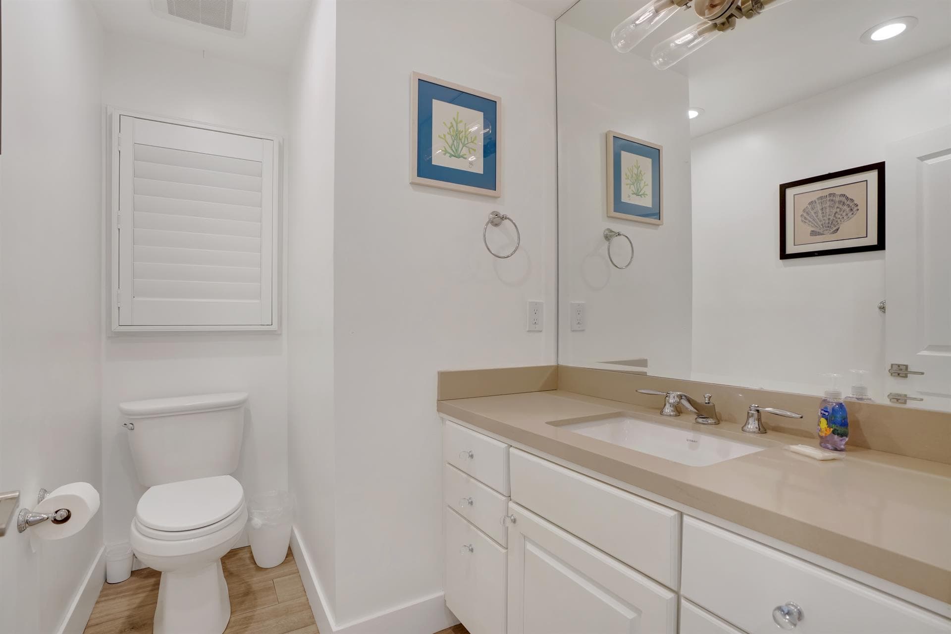 Catalina Oceanfront - Image 12