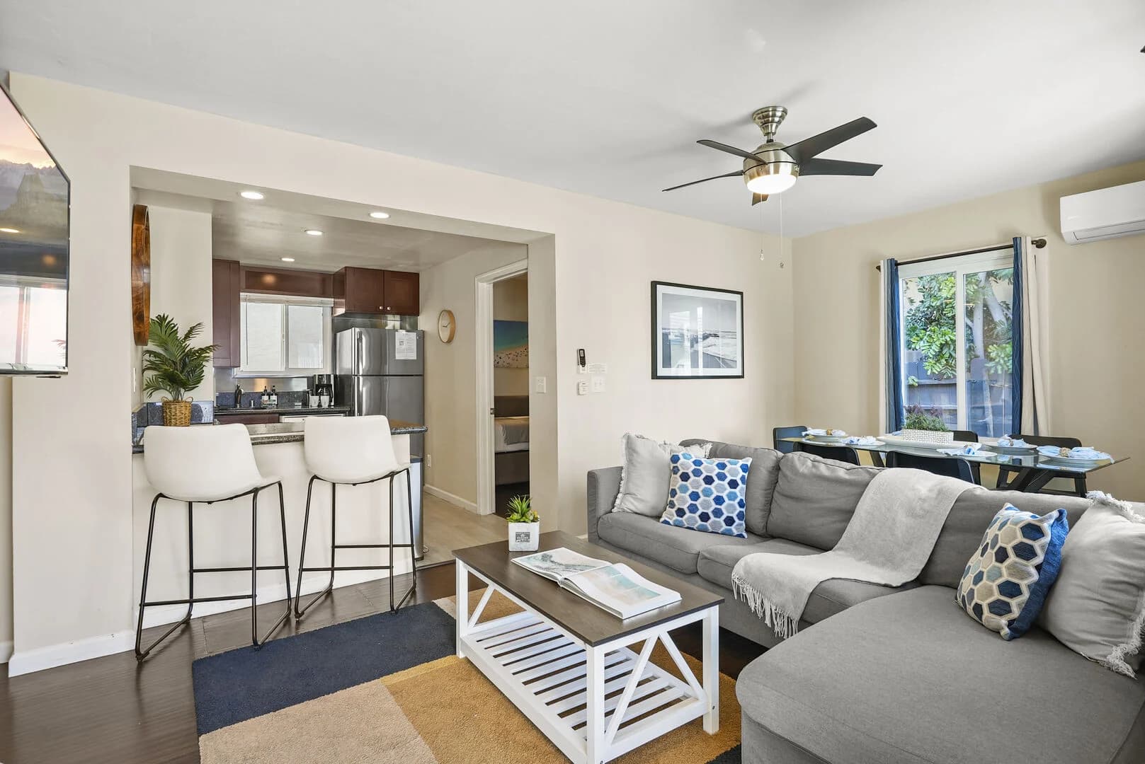 Riviera Views - Image 1