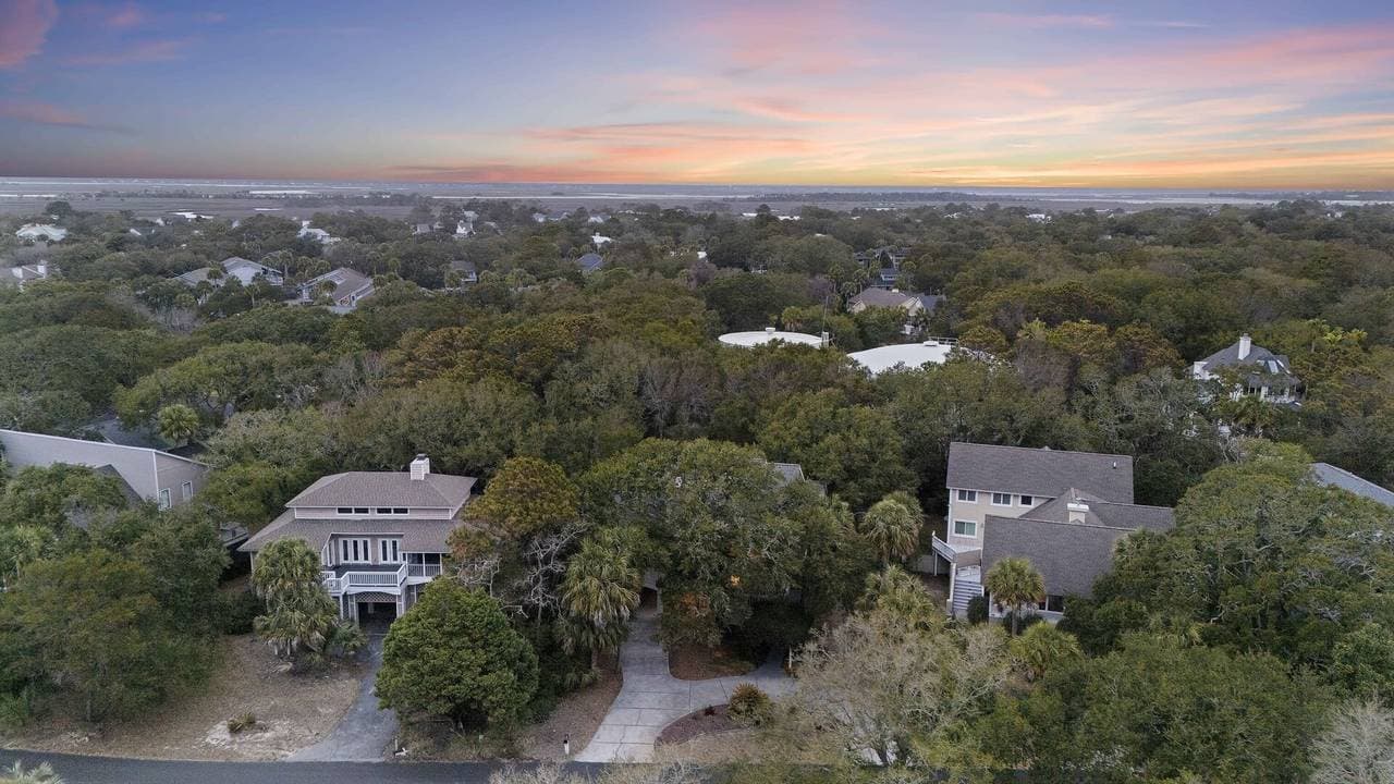 Livin' on a Dune - Image 42