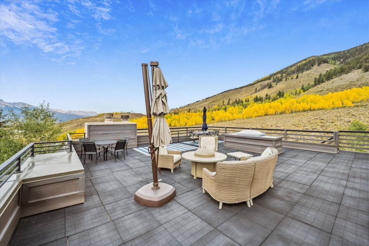 Corinthian Bella Vista - Image 41