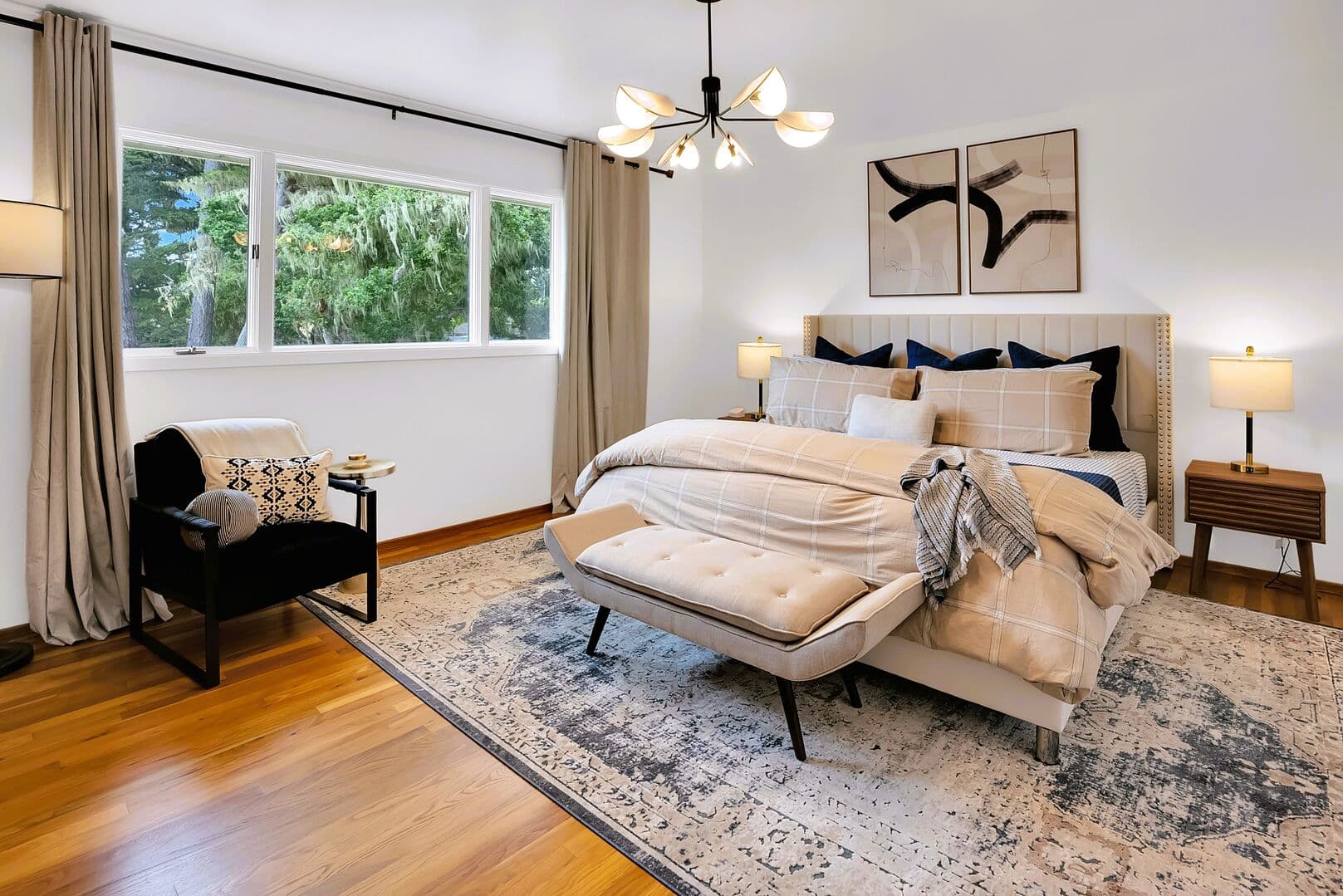 Pebble Modern Home - Image 20