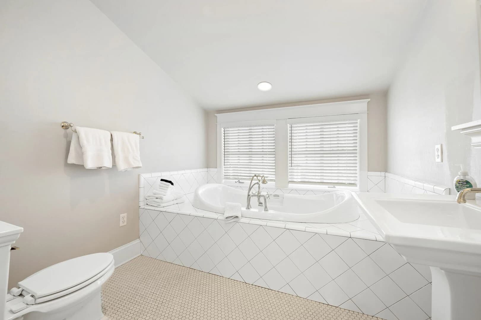 Sweetgrass Cottage - Image 46