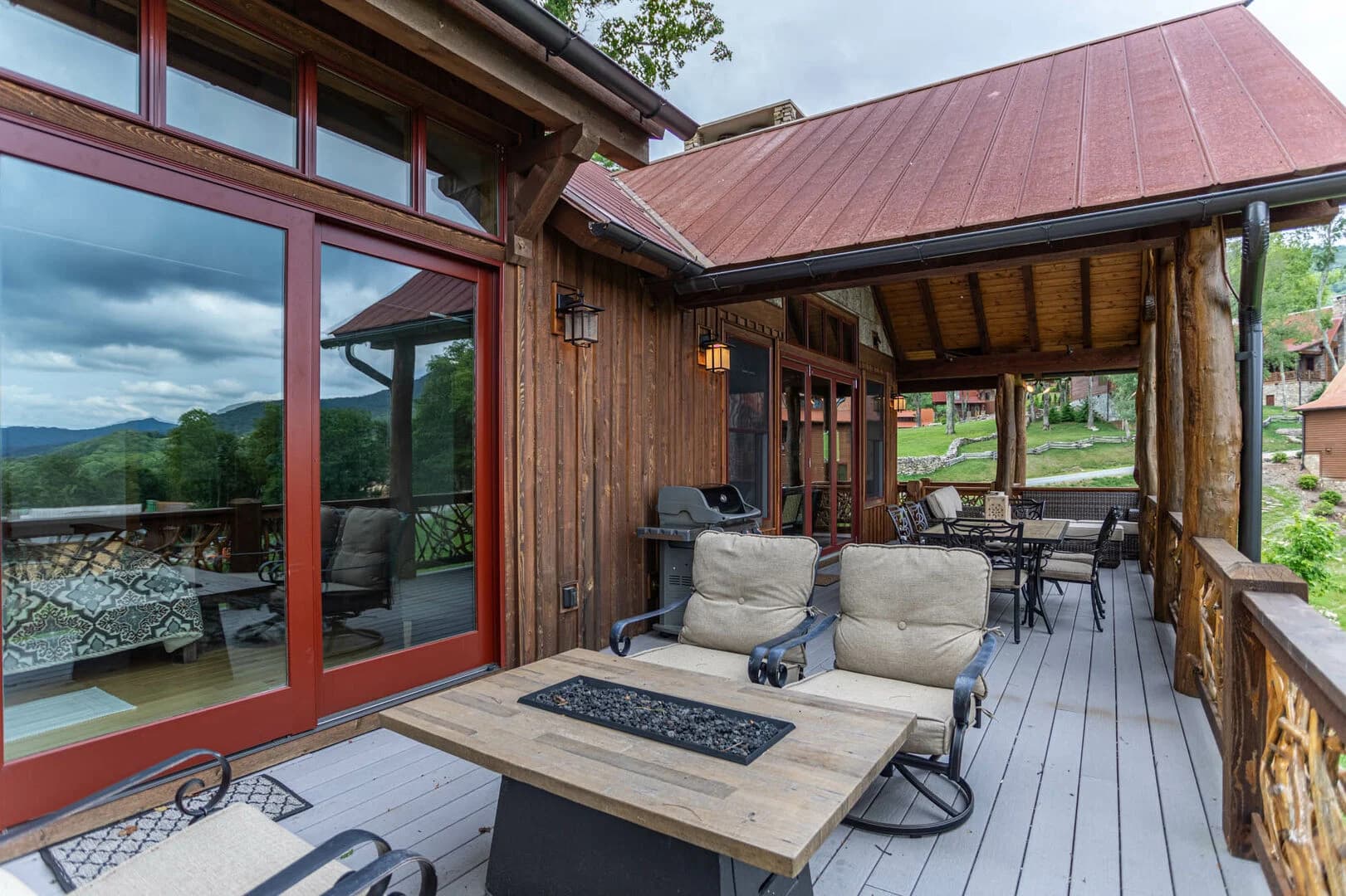 Lazy Bear Home - Image 5