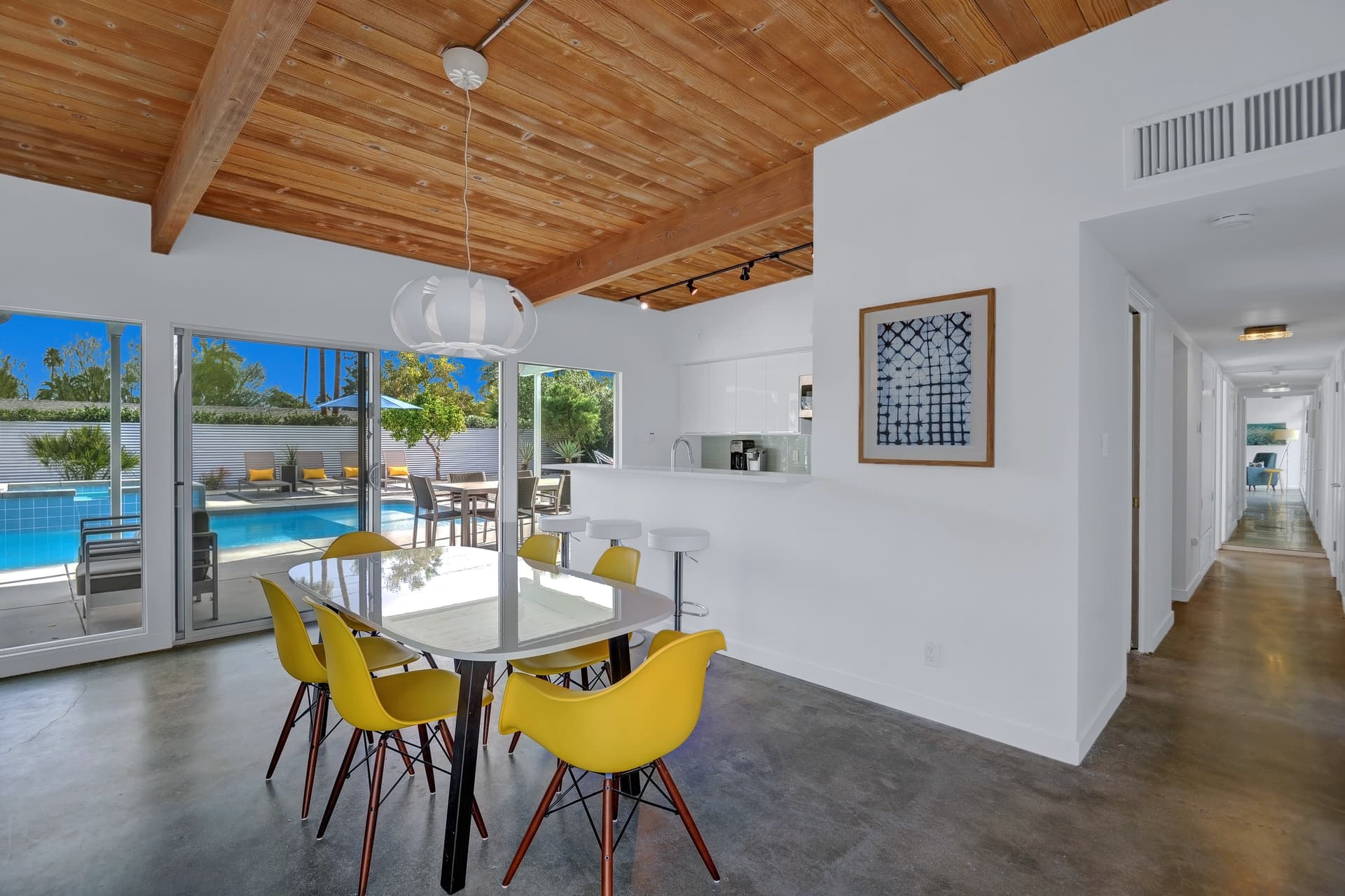 Mid Century Meiselman Home - Image 4