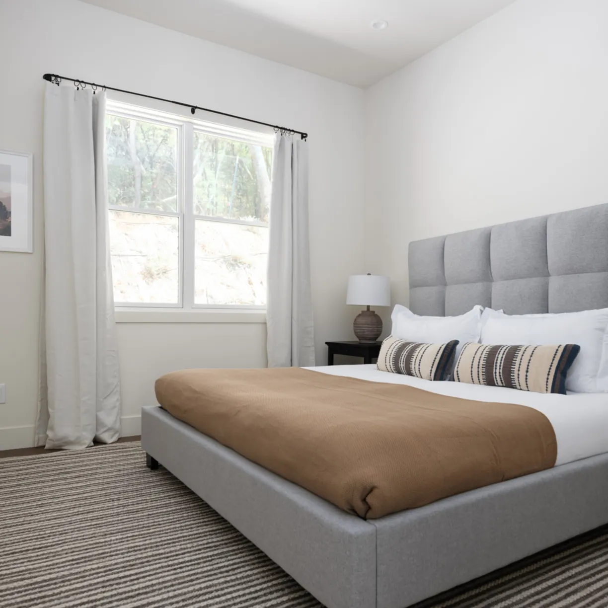 Syrah House - Image 20