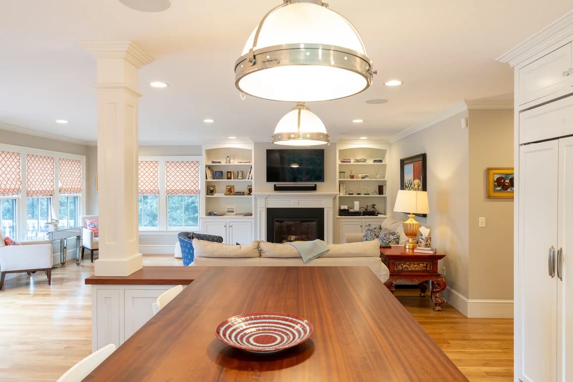 Downtown Victorian - Image 6