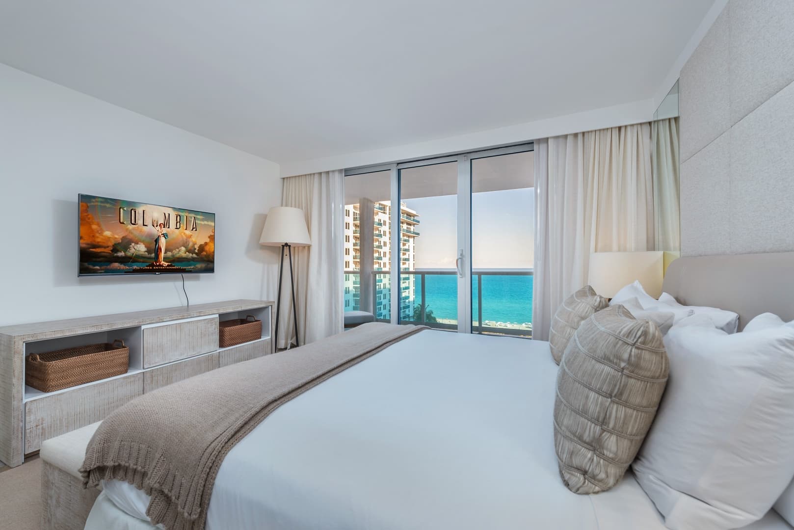 1 Hotel & Homes Residence #1144 - Image 7