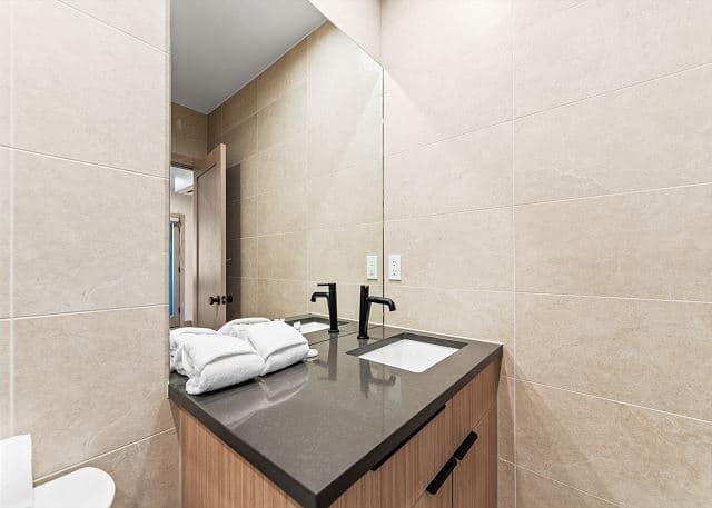 Ina's Way Townhome Unit B - Image 25