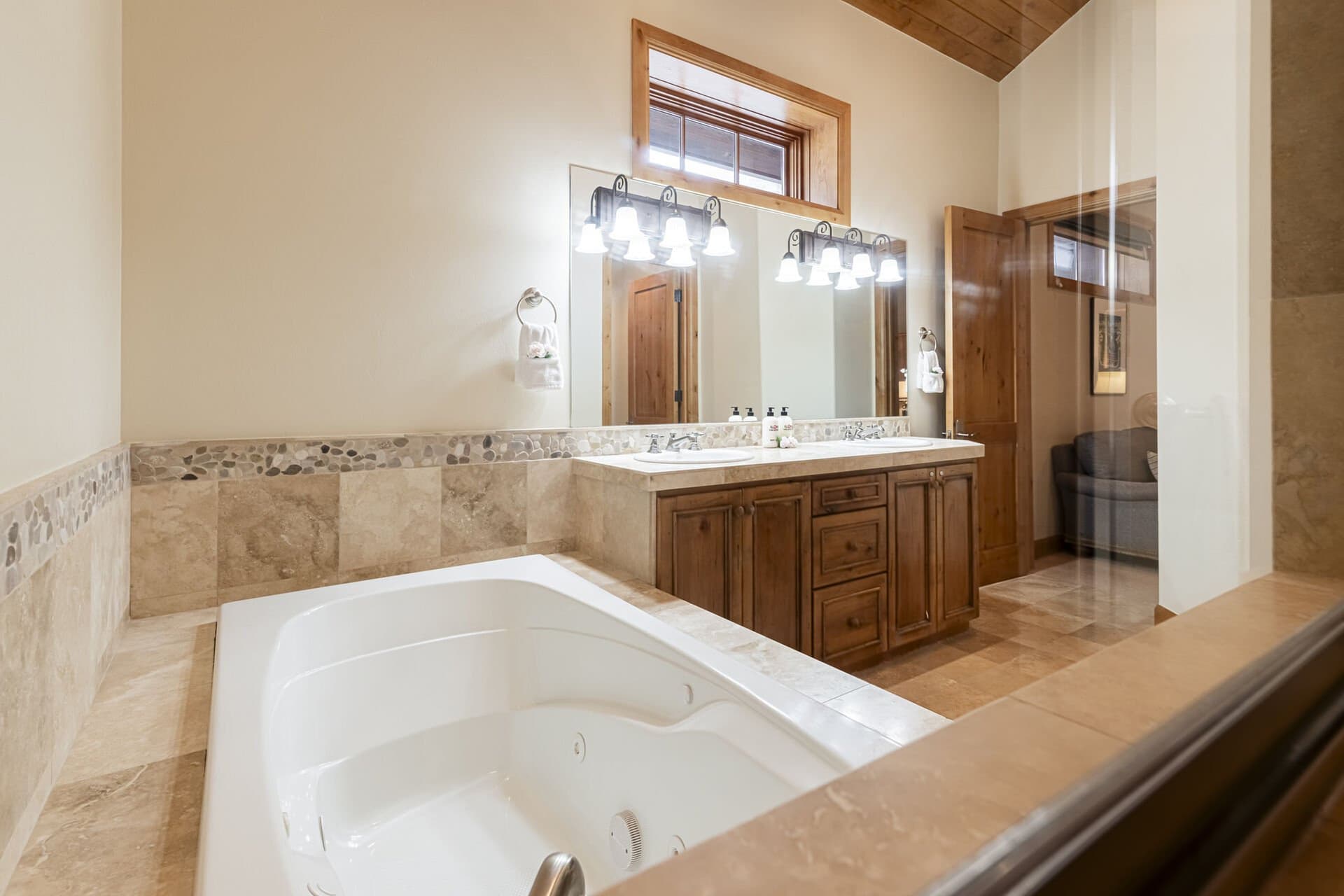 Belle Arbor - Image 33