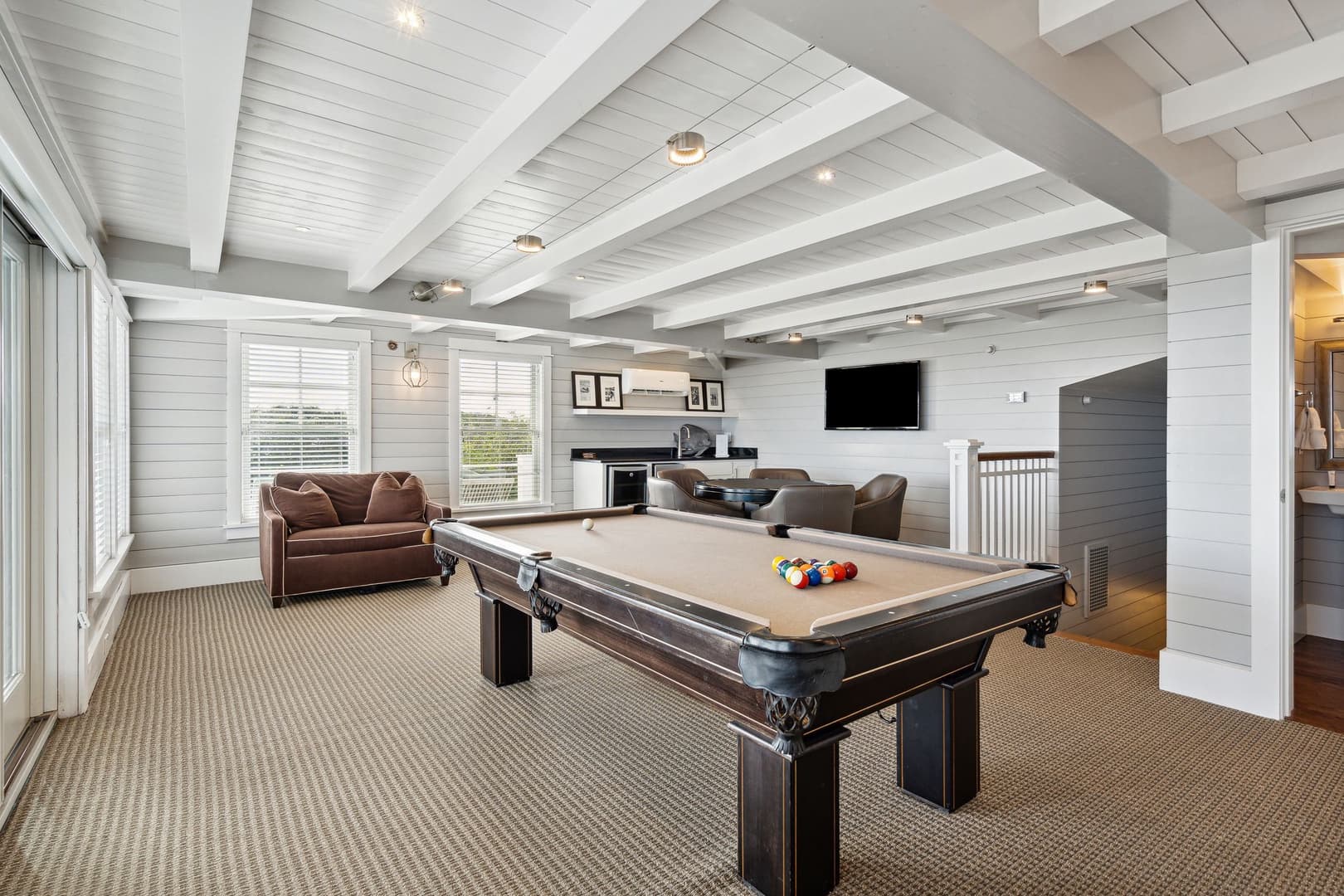 Endless Summer - Image 57