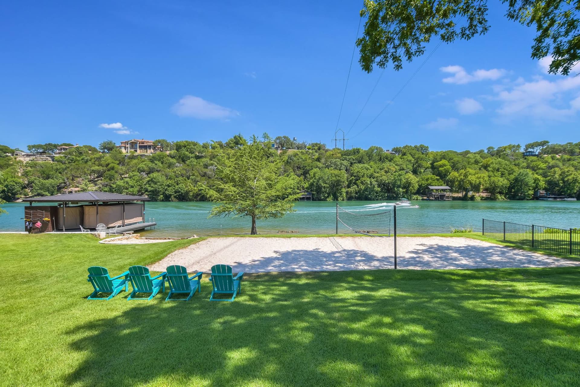 Elite on Lake Austin - Image 2