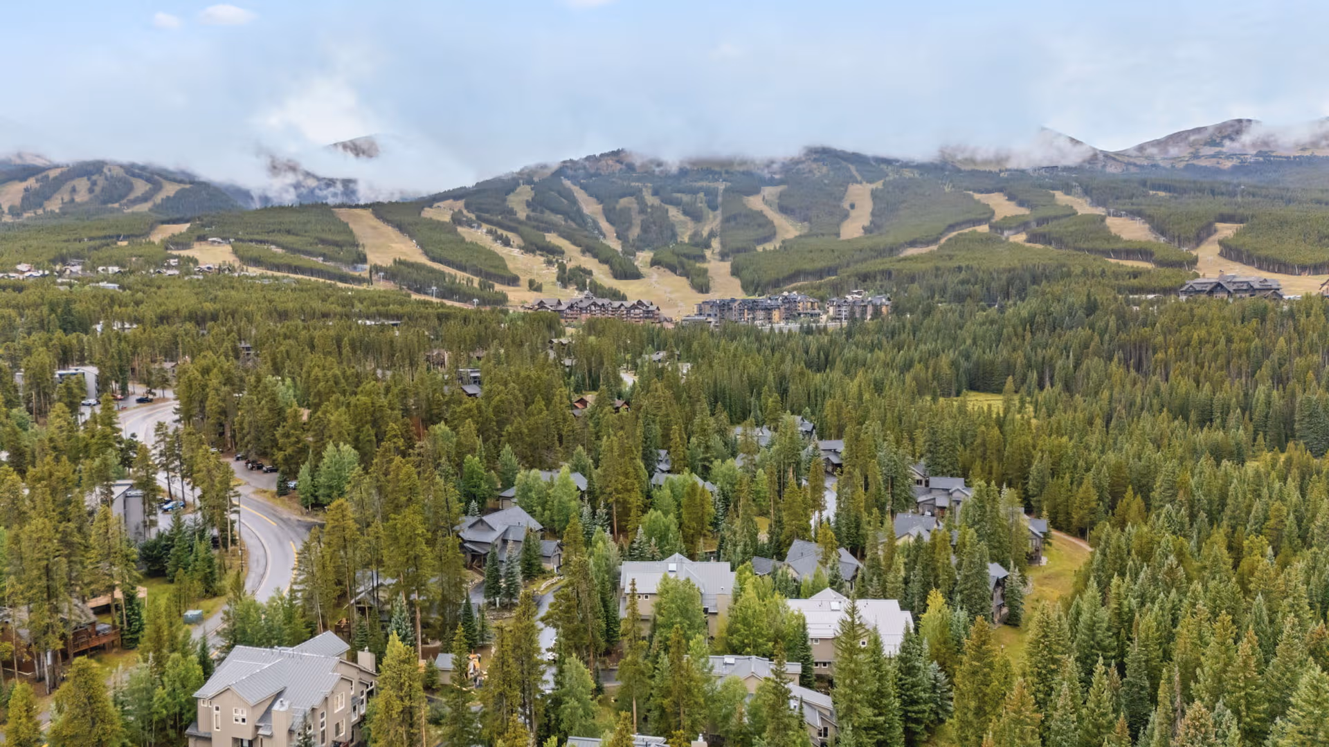 Peak 8 Lodge - Image 32