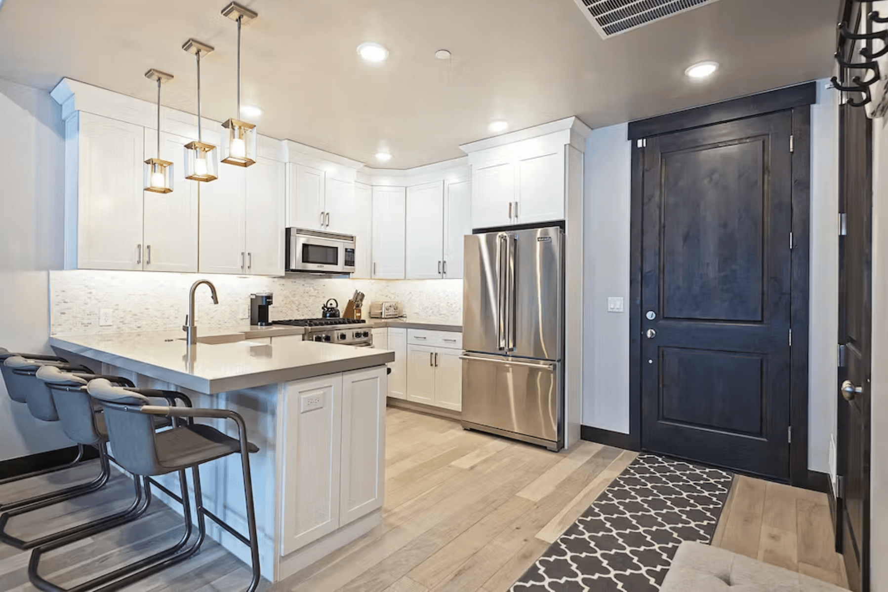 Blackstone 1F Home - Image 6