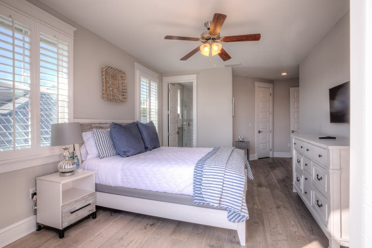 Coconut Cove - Image 33