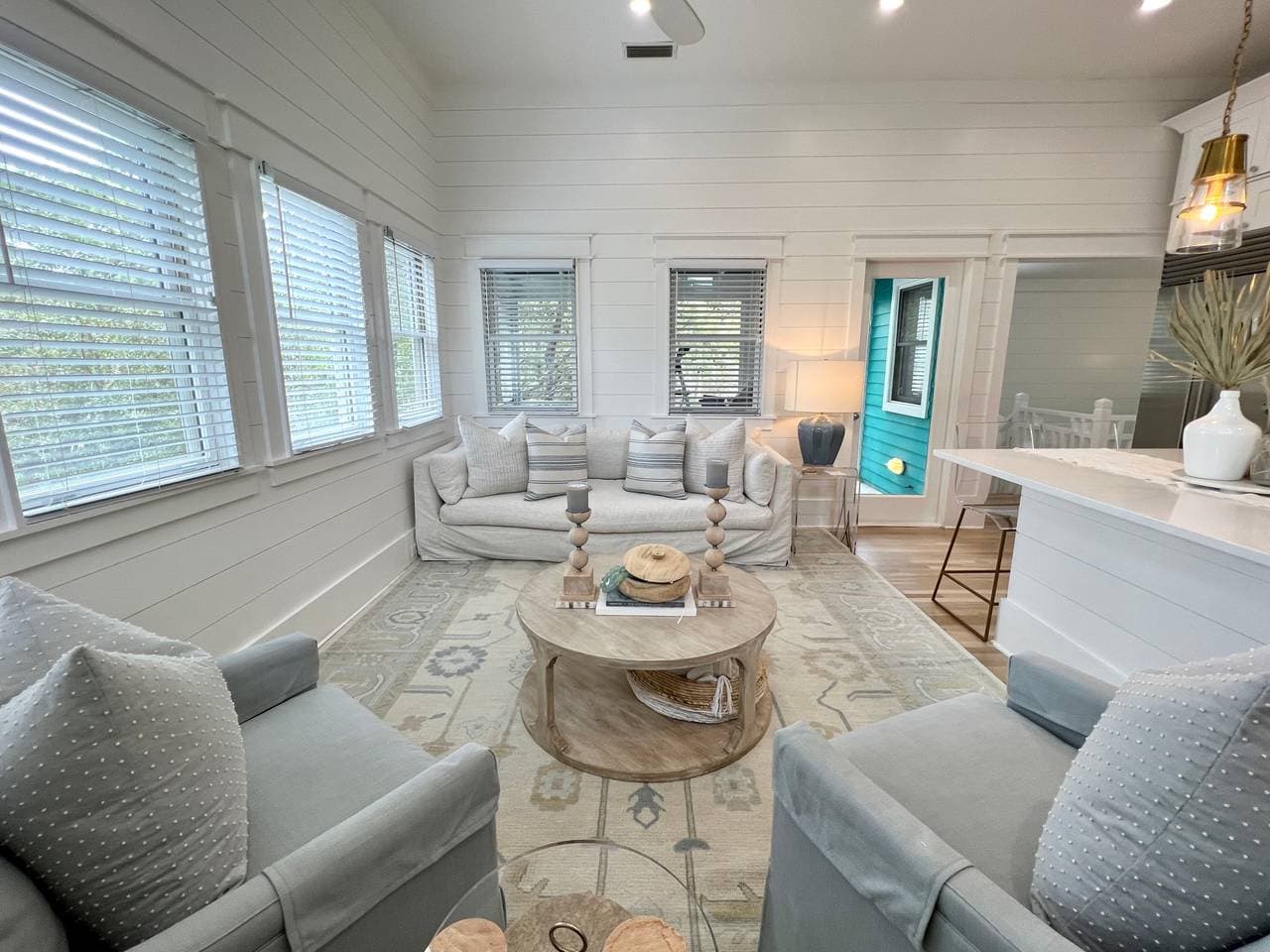 Toes in the Water Home - Image 17