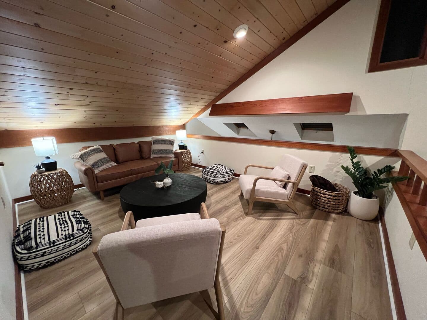 Deerwood Manor - Image 26