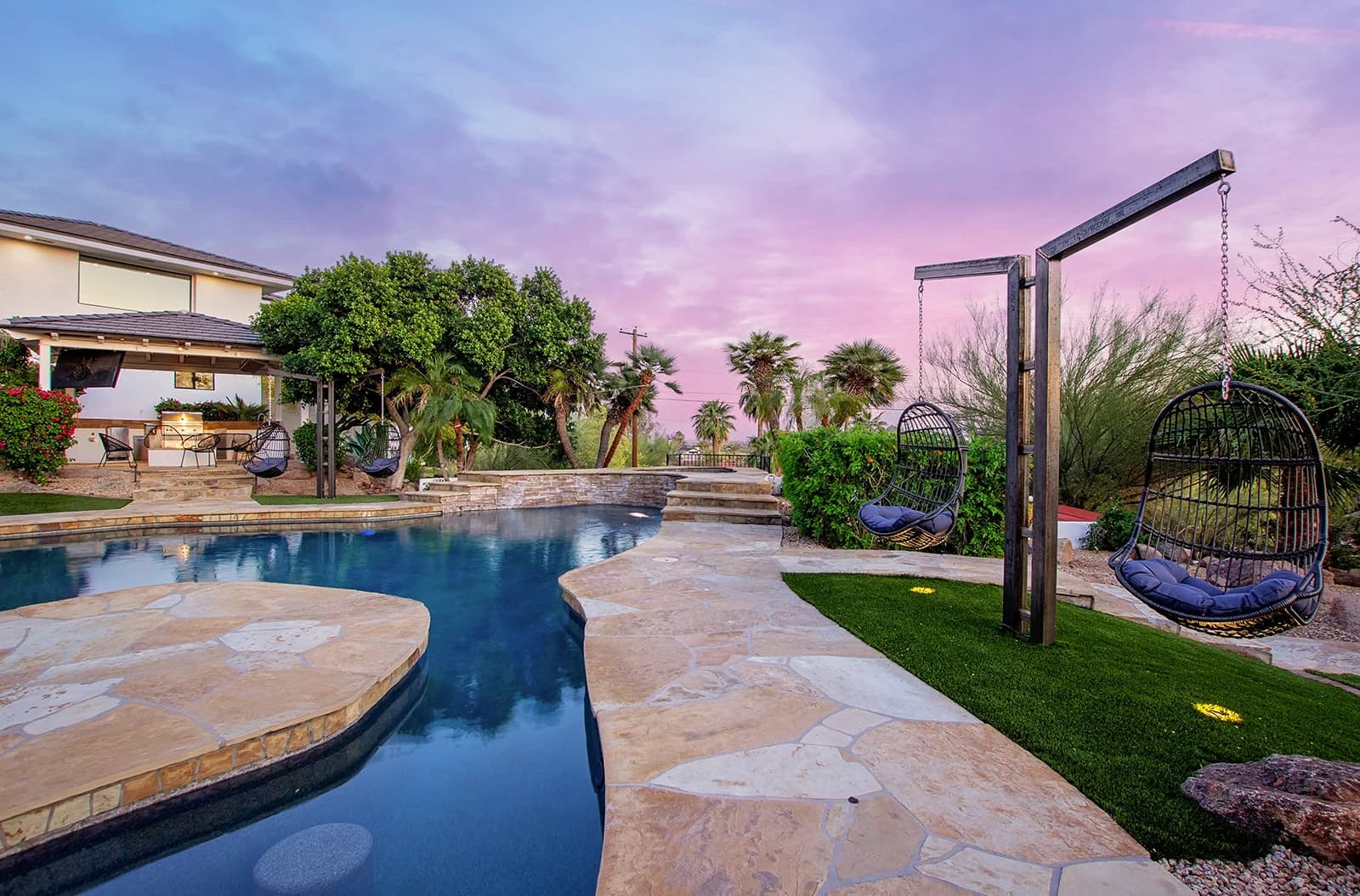 Valle Vista Manor - Image 60