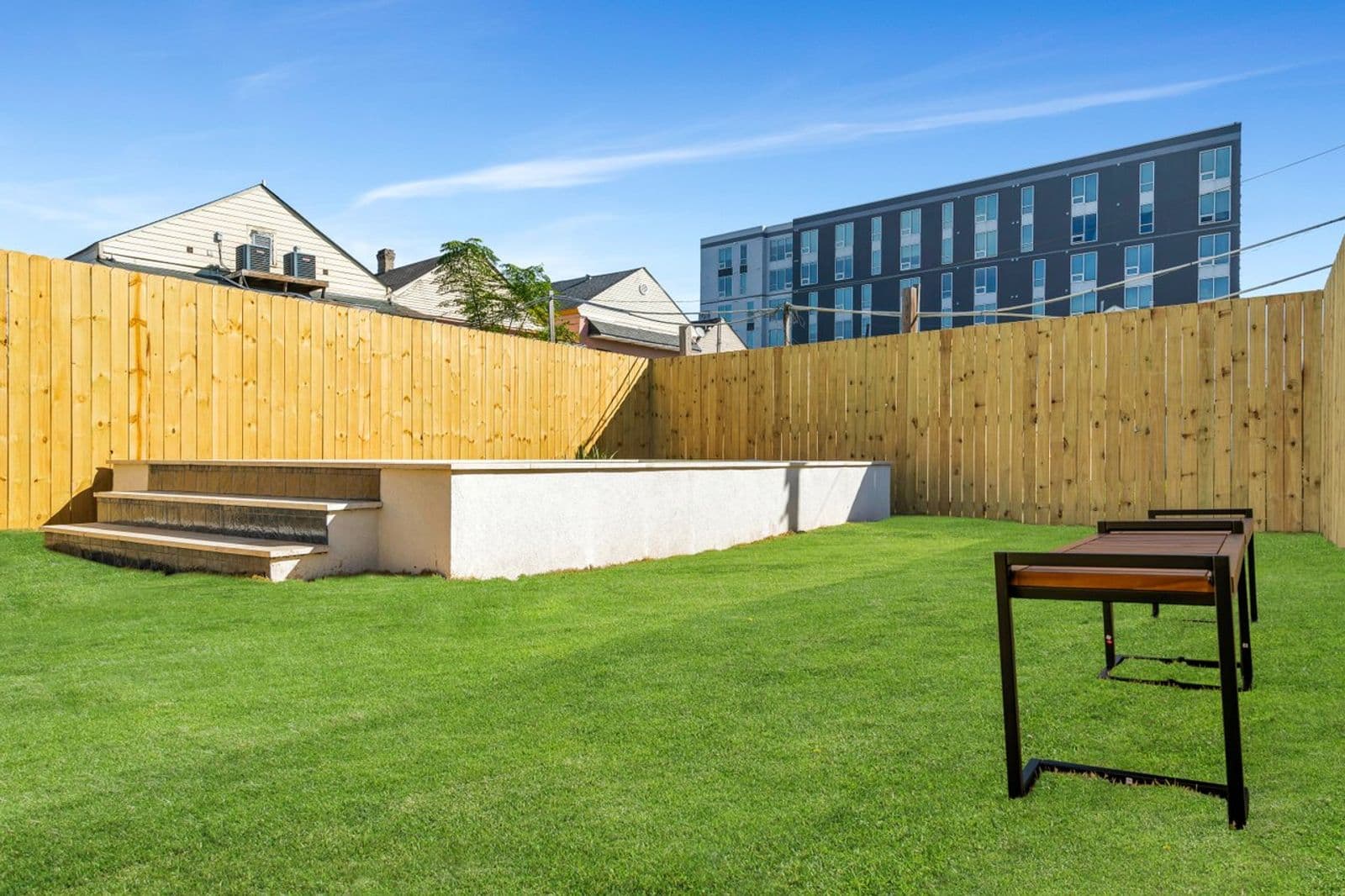 Exquisite Mid-City House - Image 26