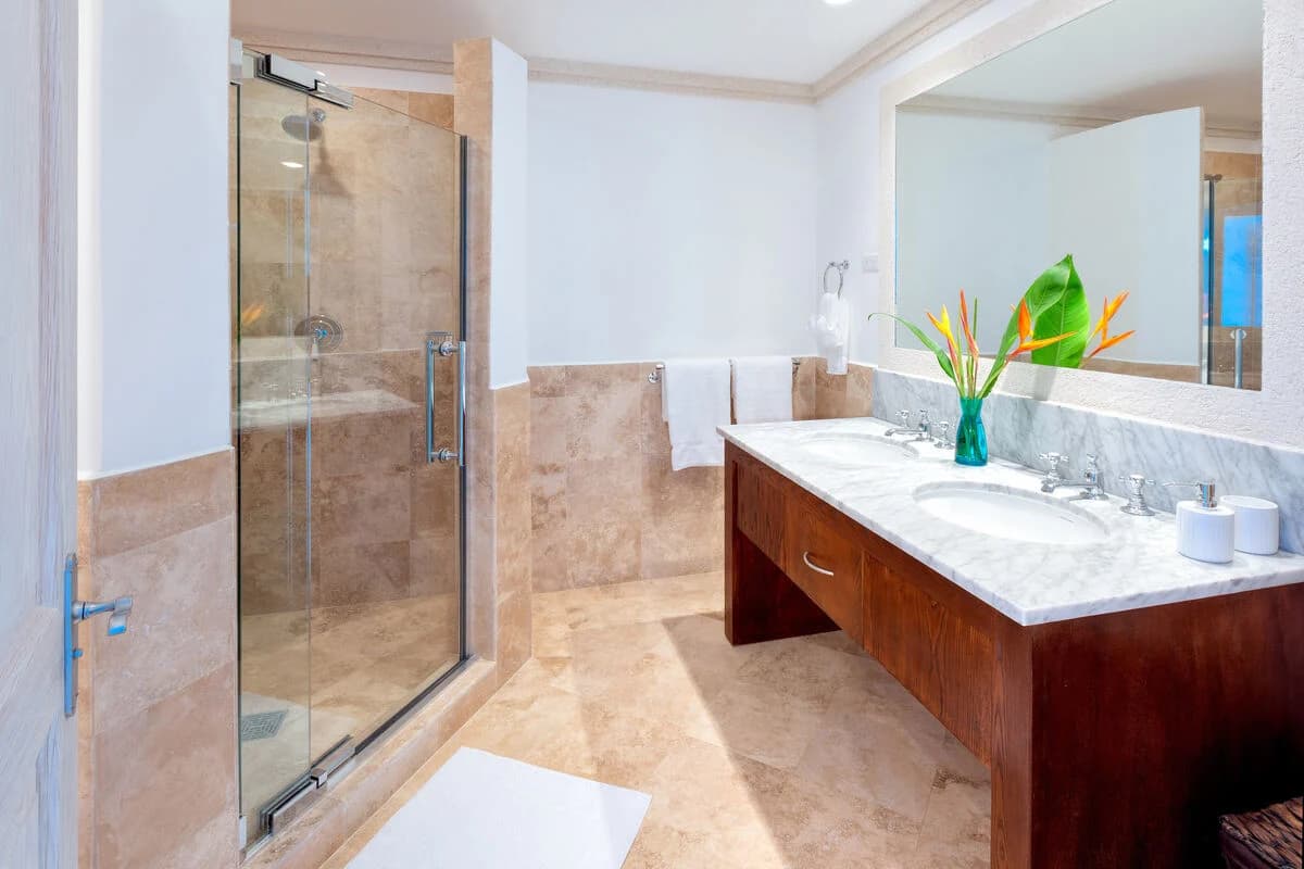 Scarlet House - Image 6