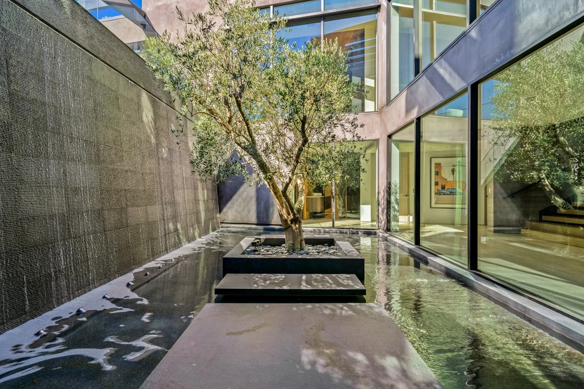 Forza Modern - Image 39