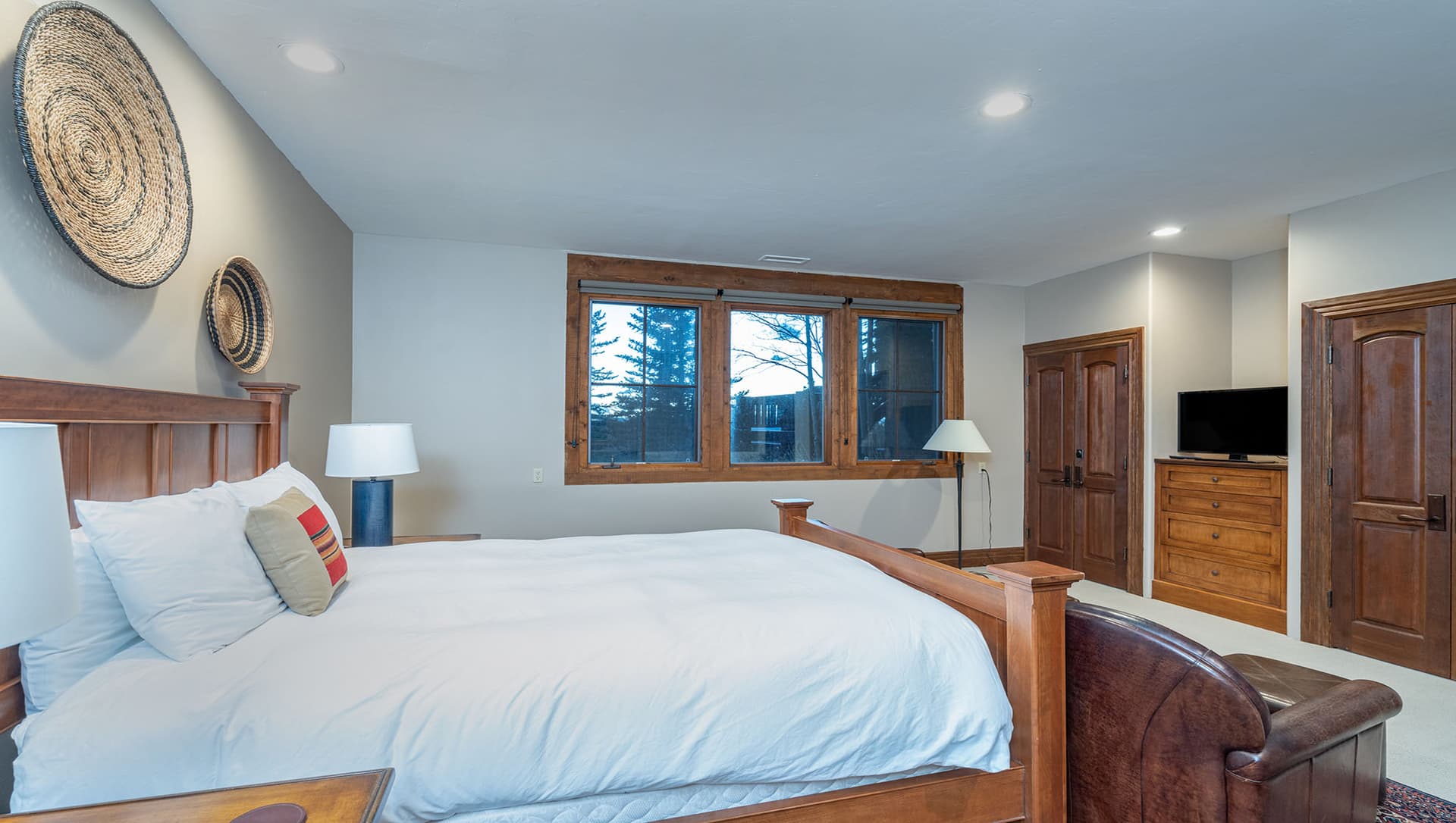 Country Club Estate - Image 37