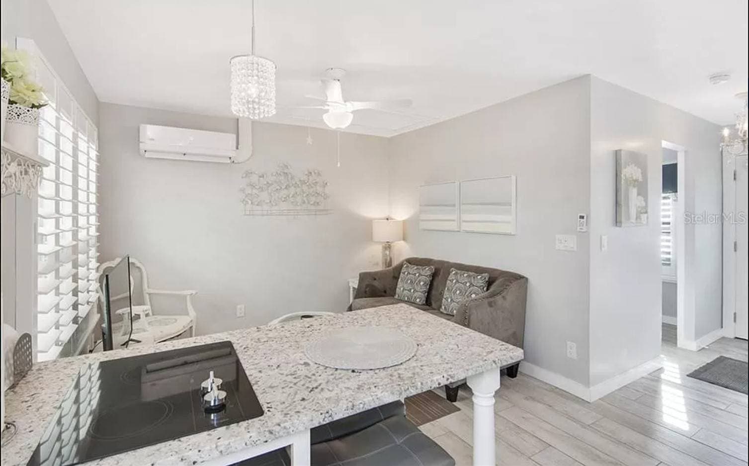 Island Vibes Cottage - Image 5