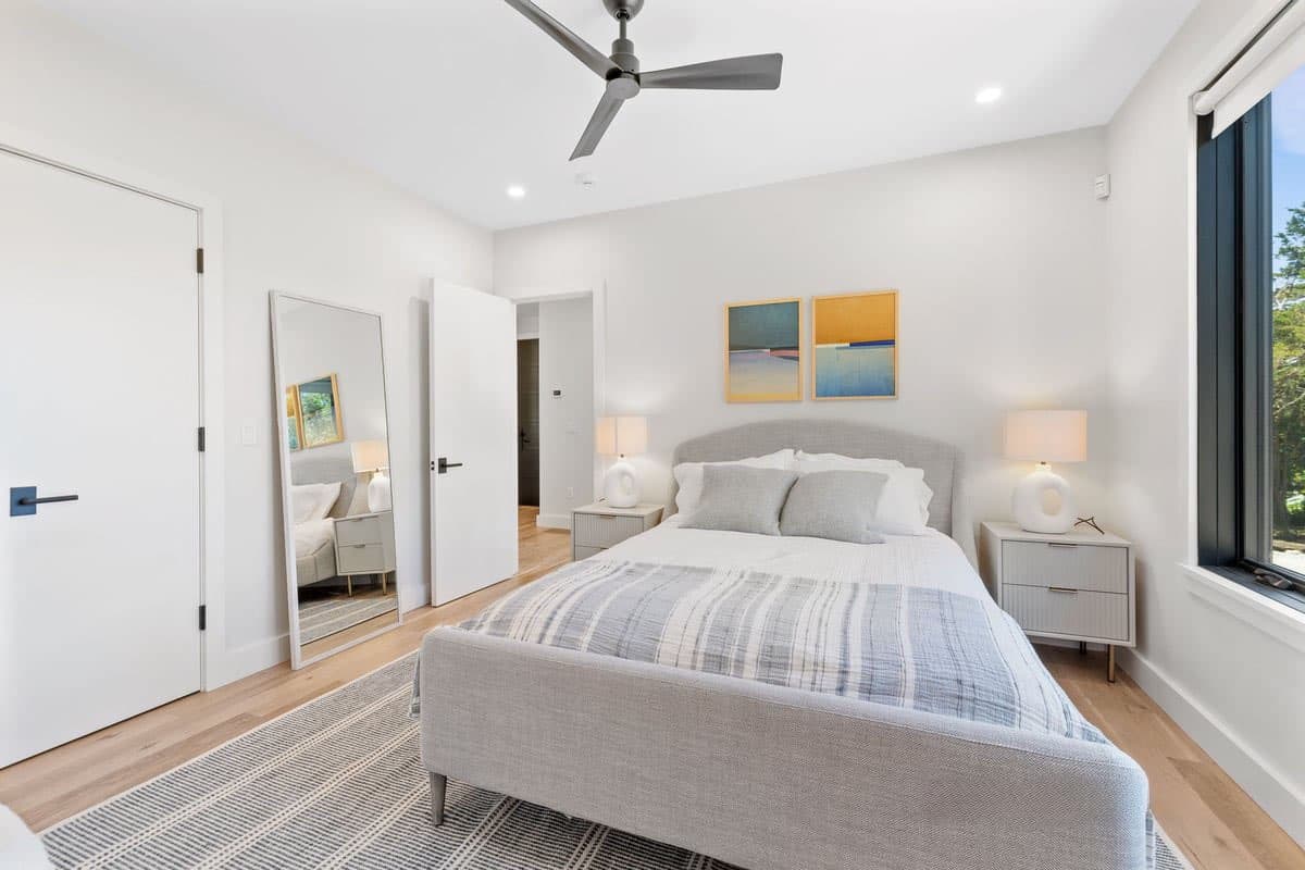 Nauset Heights Luxury - Image 25