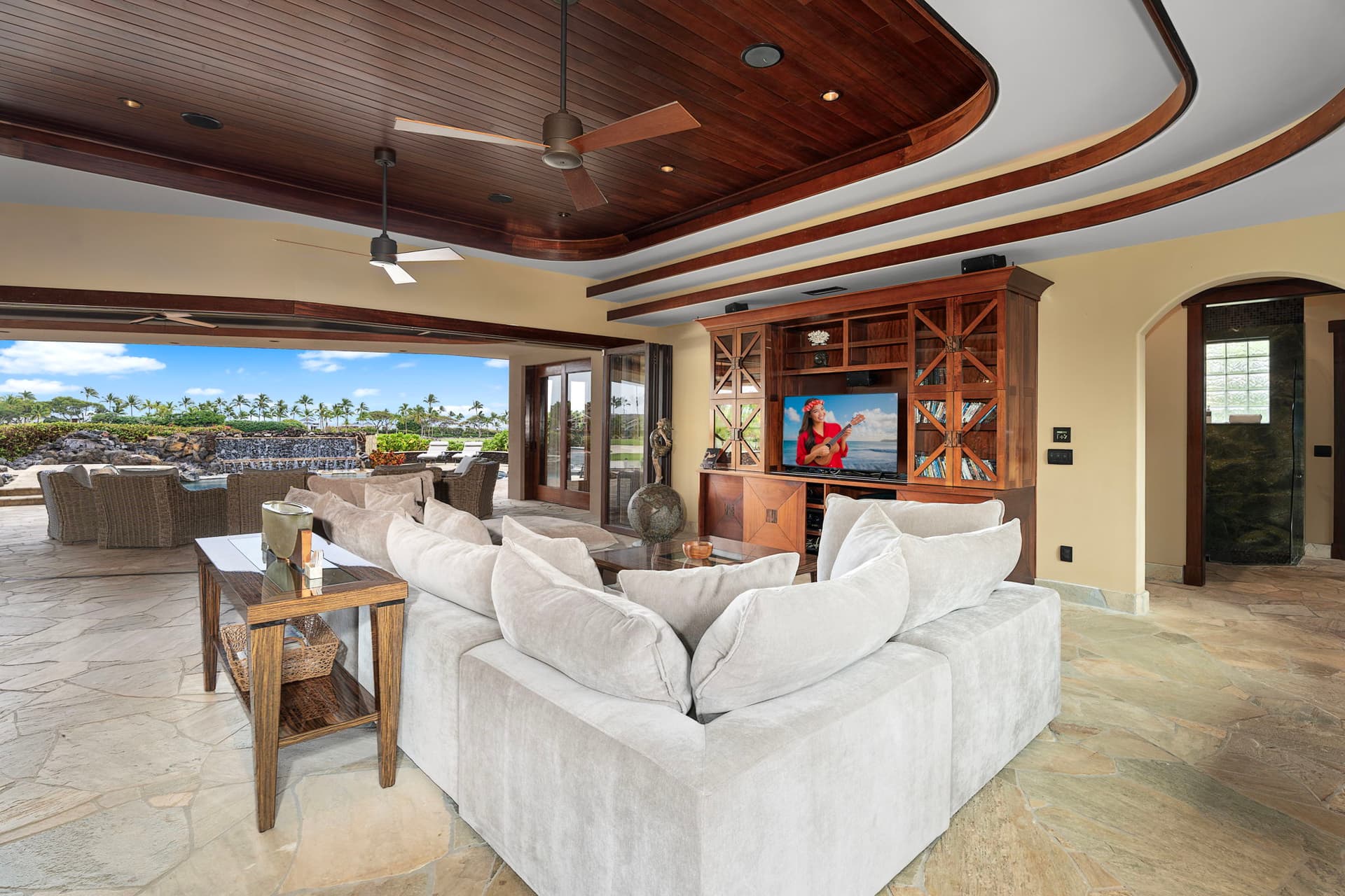 Hale Konane - Image 4