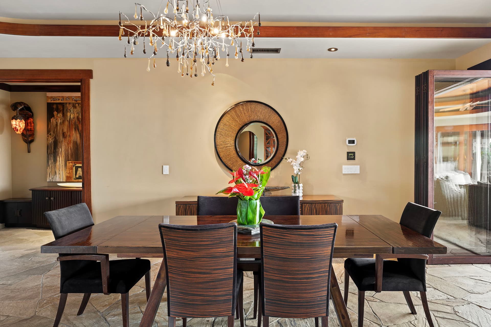 Hale Konane - Image 5