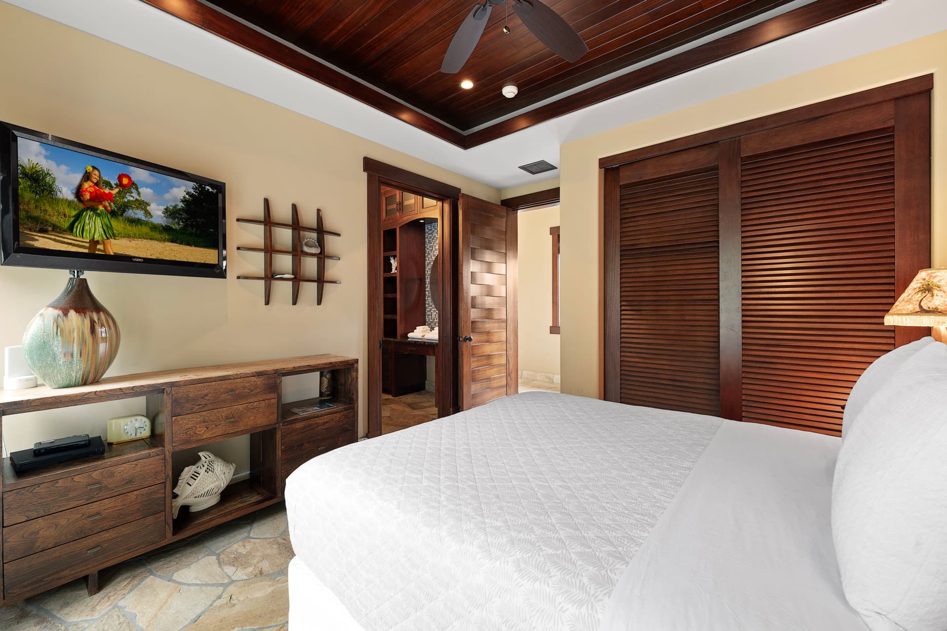 Hale Konane - Image 33