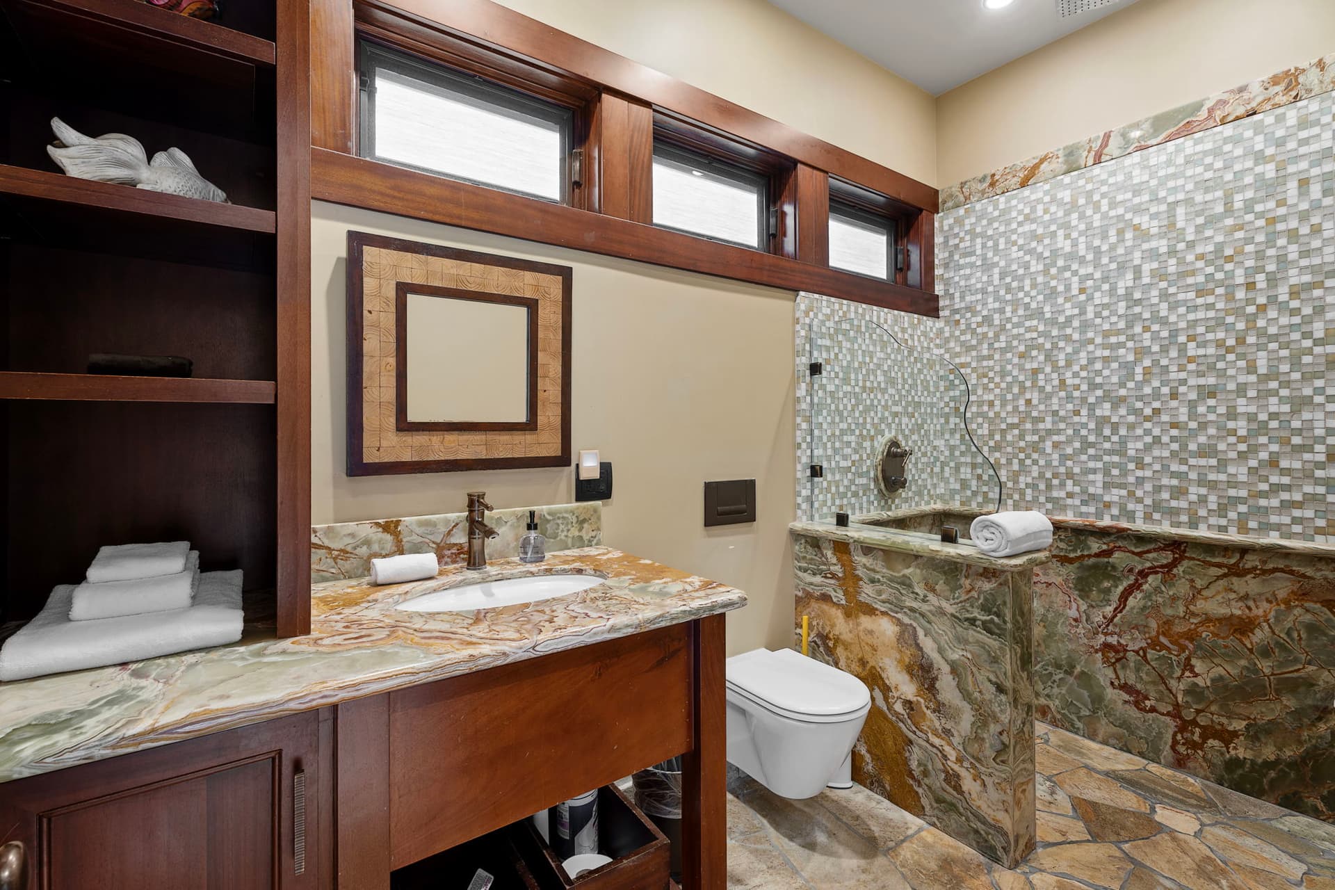 Hale Konane - Image 45